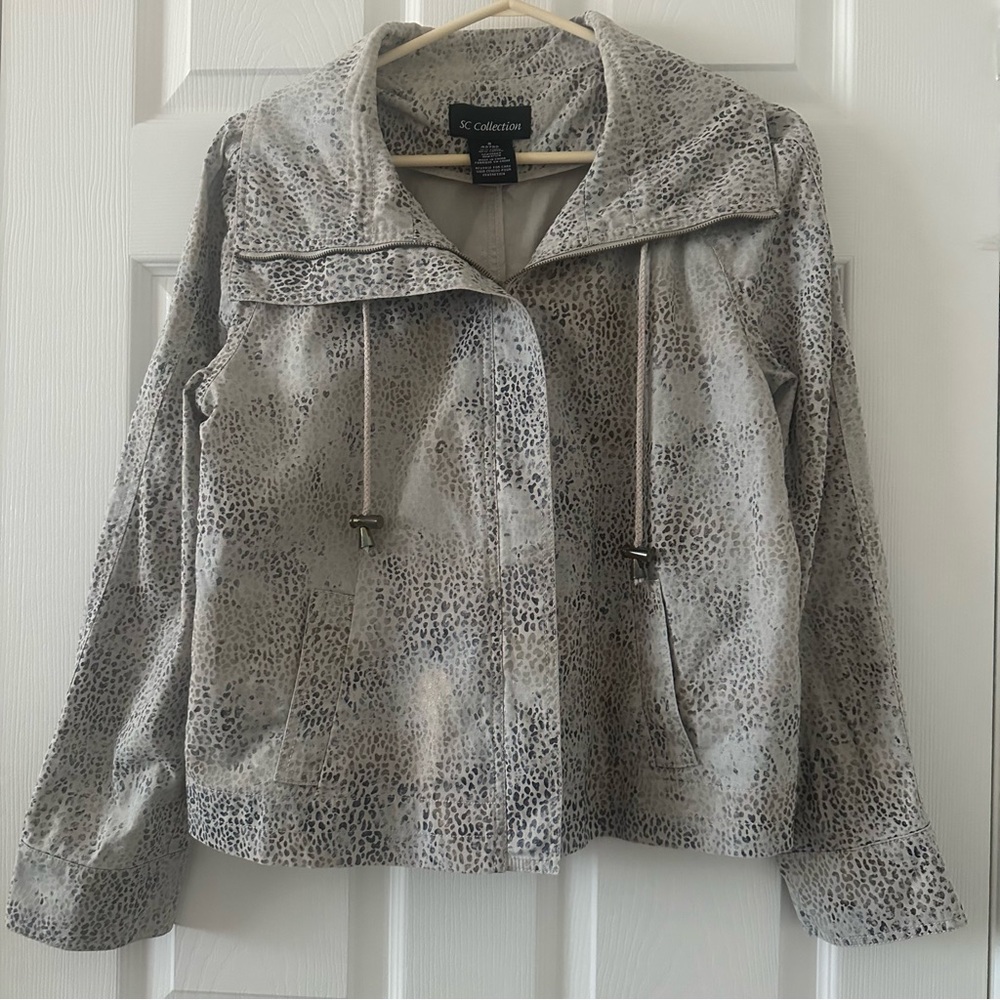 SD Collection Gray Leopard Utility Jacket